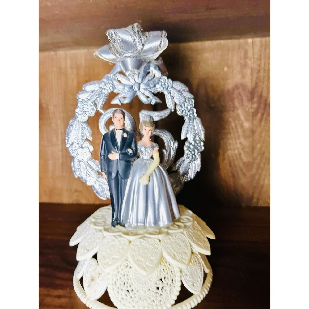 Vintage Mid Century‎ Wilton Wedding Cake Topper Hong Kong 8